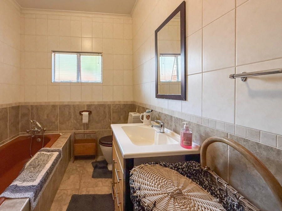 3 Bedroom Property for Sale in Schoemansville North West